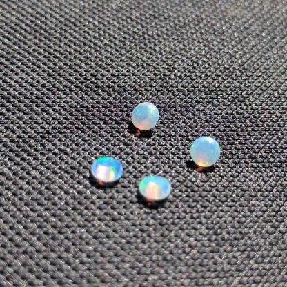 White 4mm Diamond