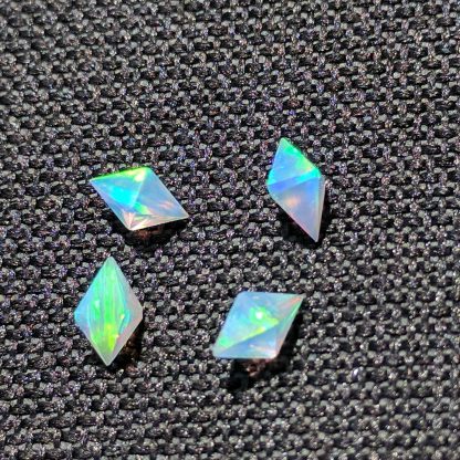 White 6mm Octahedron