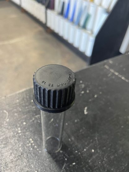 32mm Threaded Vial w/Cap